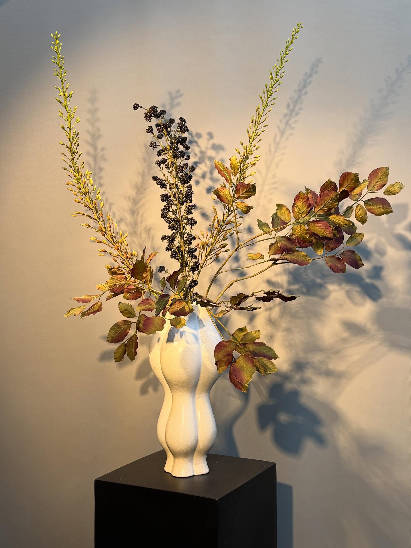 Falleg silkiblómaskreyting frá Studio Bloom