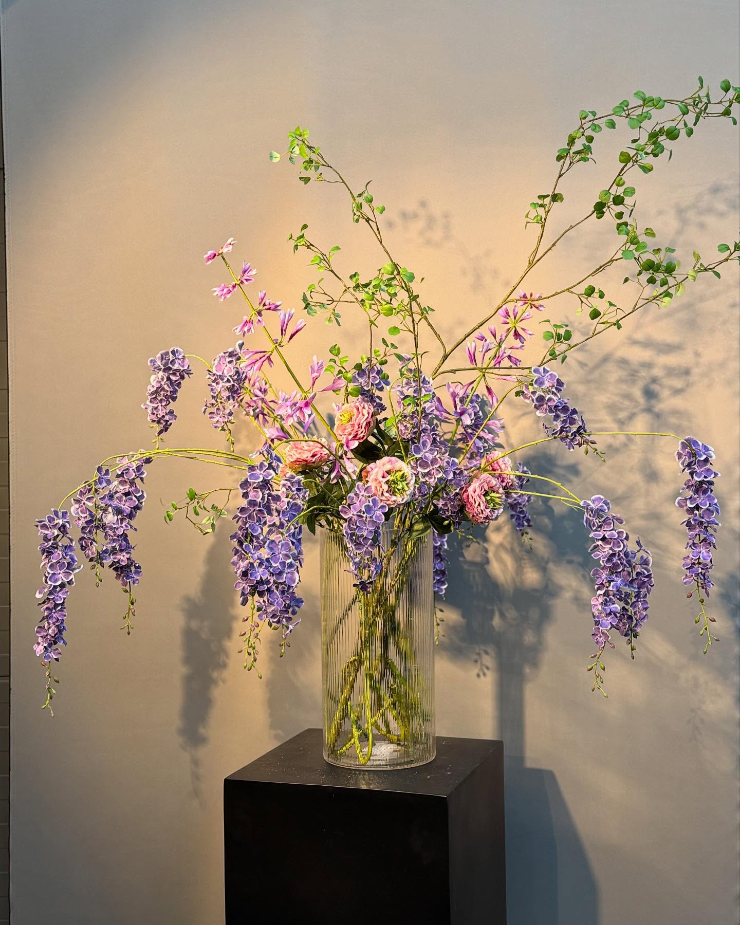 Falleg silkiblómaskreyting frá Studio Bloom